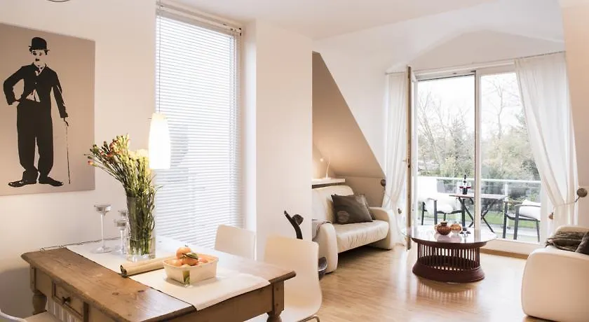 Parkside Apartment House Düsseldorf 2*,
